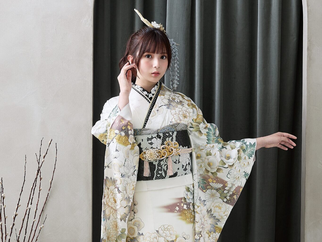 宇治 京都 茨木 大阪 成人式 振袖 白 個性的.jpg