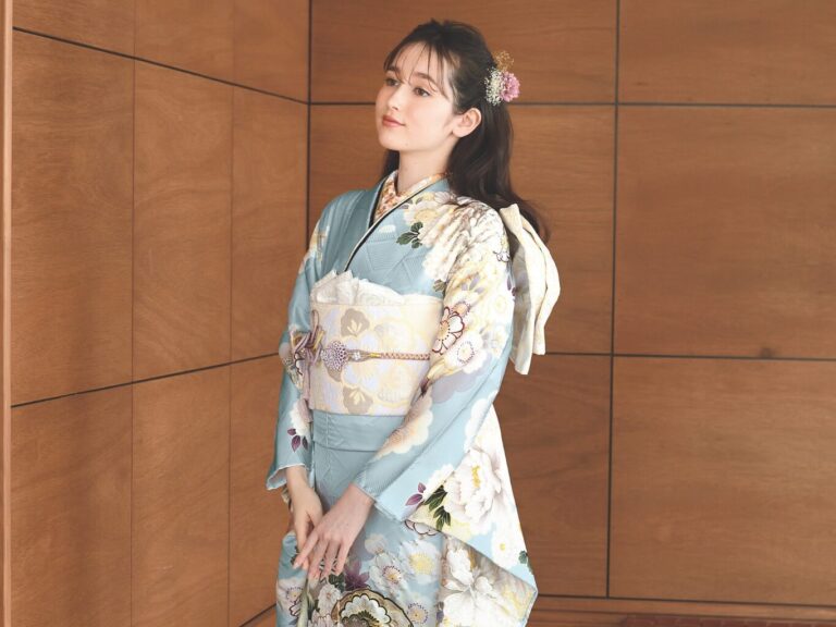 京都　宇治　大阪　茨木　成人式　振袖　青　くすみカラー.jpg